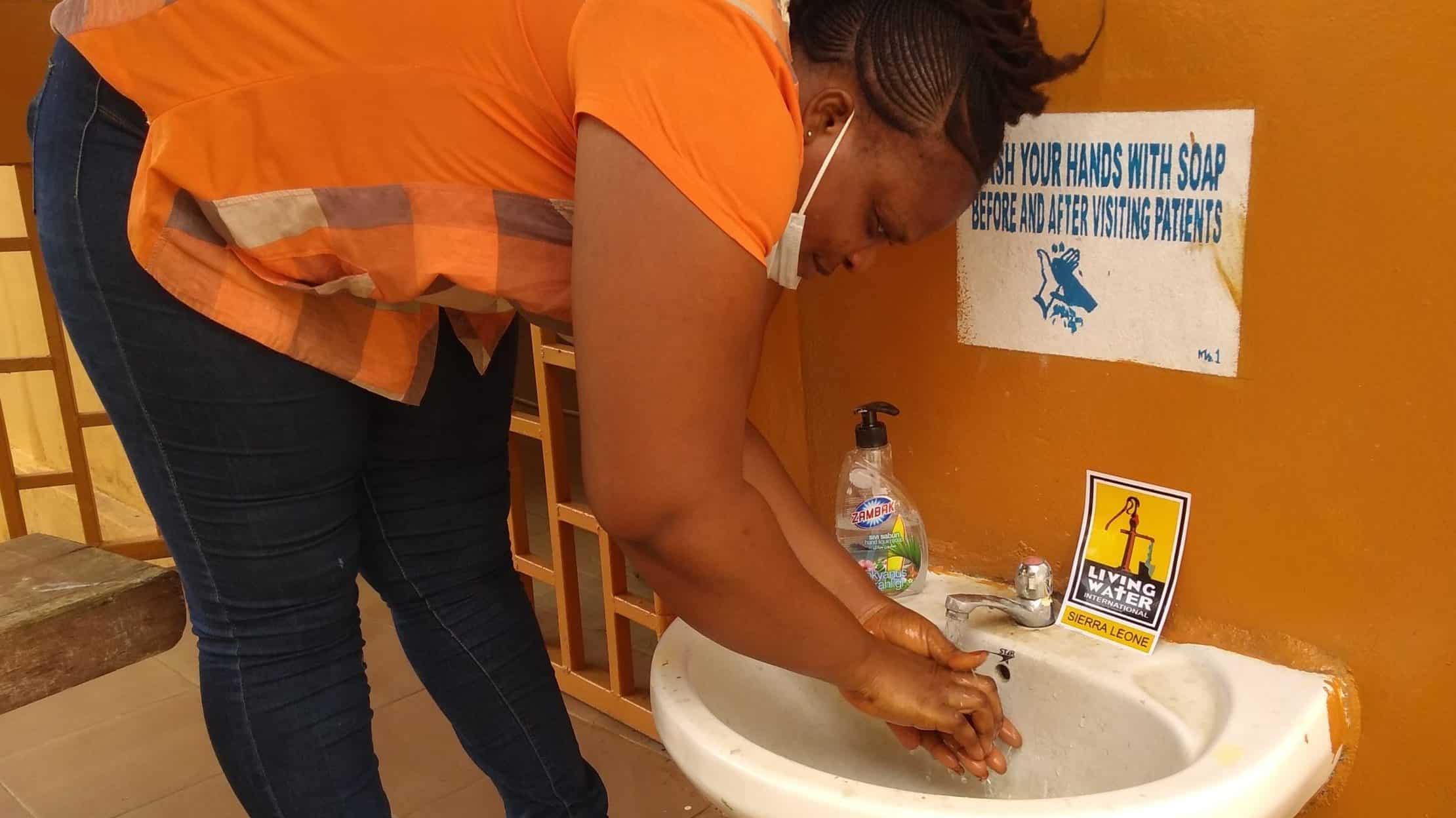 In Sierra Leone, the patients and healthcare workers of Moyamba District Hospital now have piped water and handwashing stations, making the hospital a cleaner andsafer place to heal.​